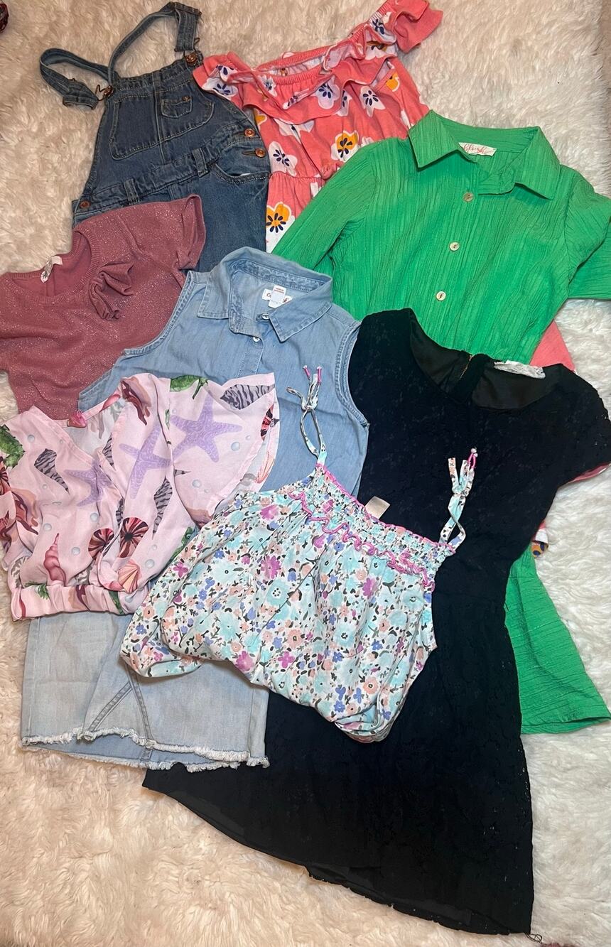 Girl's Size 6/6x 9-Piece Mystery Clothing Bundle